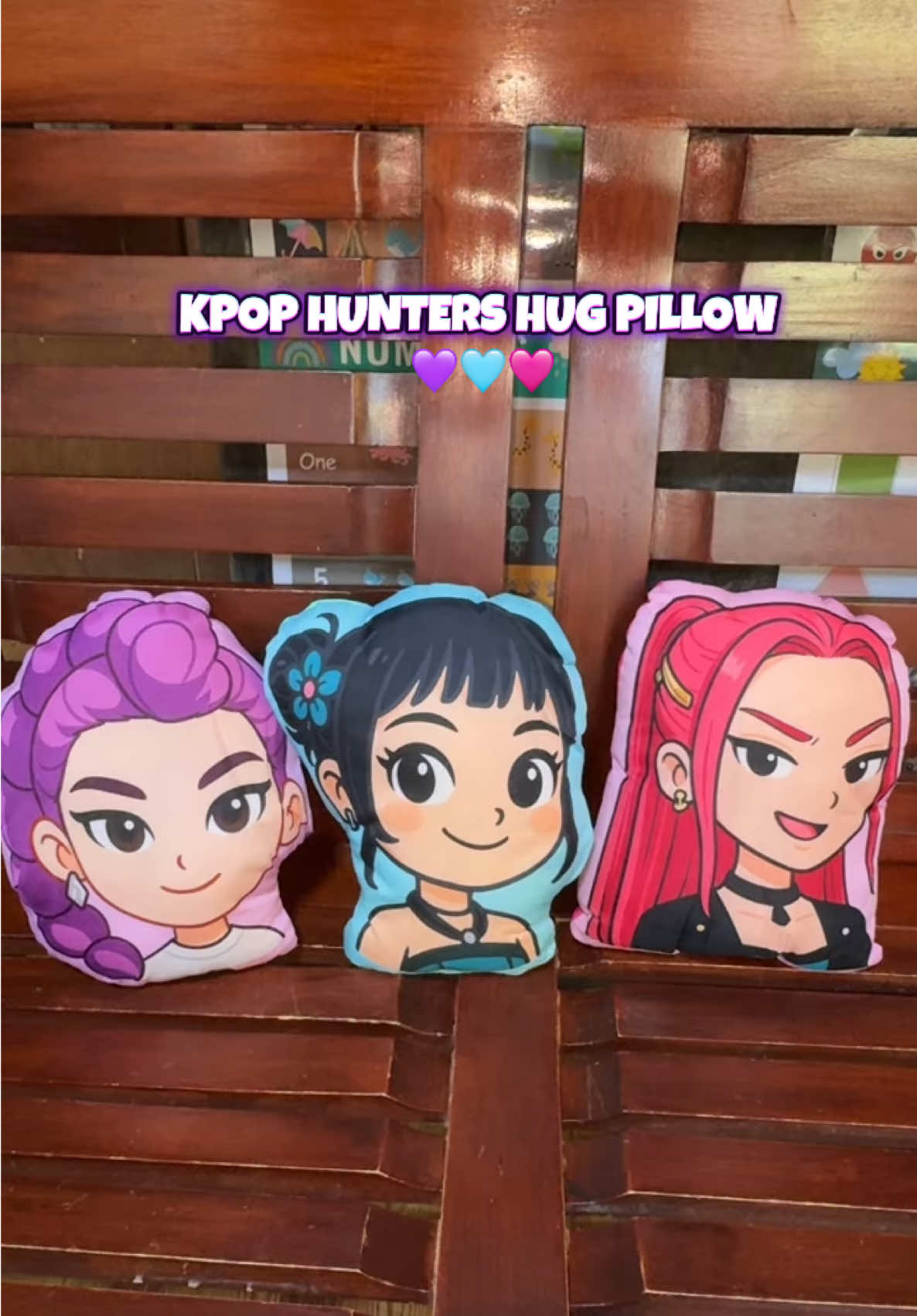 Sobrang gandaa! Perfect pang regalo sa lalapit na pasko. 🎁 sure na magugustuhan to ng pagbibigyan nyo. Mabilis lang masold out promisse! kaya Pag nakita nyong Avail Check out nyo po. 🫶🏻🥰✨#kpophunters #fyppppppppppppppppppppppp #trending #viral 