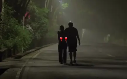 انت عمري واني عمرك❣️!(رابط قناتي بالبايو اشتركو)#اكسبلورexplore #اكسبلور #اعادة_النشر🔃 #ستوريات #حب 