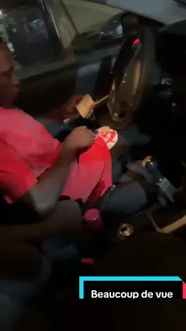 Merci beaucoup frère @Fabada Rappeur #tiktokguinée🇬🇳 #mohamedshop 