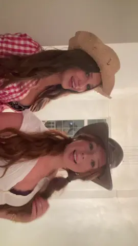 yeehaw @user66939484599 #cowgirls #fyp 