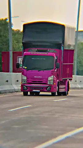 Sesuaikan saja dengan wadahnya, jgn berlebihan, nanti tumpah 😇 @km275raceway!!  @km275official  #promomakanharian #promoseruweekend #CapCut #travelwithlove #pesonatrukindonesia #drivermuda #truckmodifikasi #trukcabe #truckcabecepat #trukoleng #fyp #fypage #nrtrans #merapitranscabe #magelangpride #sumberekonomi #stfcalasrobanofficial 