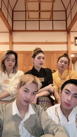 ဆေးလိပ်နဲ့မီးချစ်များ 🙂‍↔️