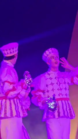 5월 스테이지 공연. 호러쇼 피에롯 배우님들 투샷  #롯데월드 