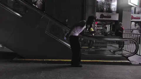 Lo Que Respira Muere VIDEO OFICIAL  PA QUE LO VEAS EN YOUTUBEE ;) #Fulio #artistaindependiente #video #musica 