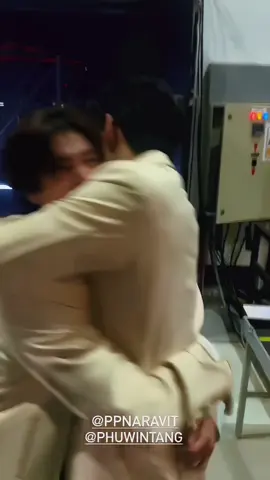 Fancon không chỉ diễn ra thành công và tốt đẹp mà nó còn mang đến cho mình rất nhiều cảm xúc trong 3ngày qua. Yêu lắm, và thương cũng thật nhiều, về nhà thôi, chúng ta đã làm rất tốt rồi 😭🤍 #pondphuwin #PondPhuwinFanconD3 