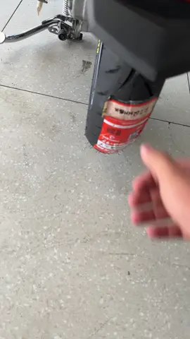 sapa ni yg buang stiker asal aja 🗿 #nmaxnew #nmaxmodifikasi #stylemedan #ring17 #nmax155 