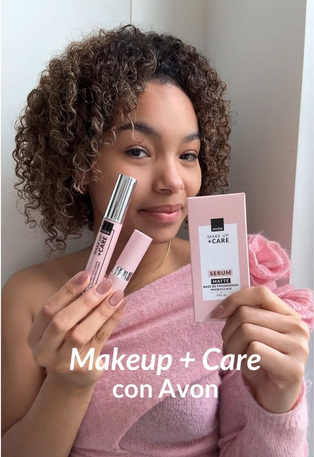 ¿Quieres una piel radiante y saludable? Elige Make + Care enriquecidos con ingredientes que cuidan tu piel, te ayudan a lograr ese brillo natural que tanto deseas. ✨