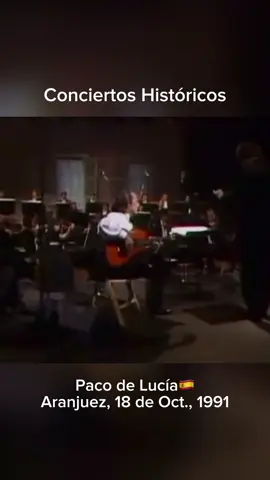 Paco de Lucía🇪🇸 subió a un escenario muy diferente al que estaba acostumbrado cuando estrenó el Concierto de Aranjuez. Fue en Sevilla el 18 de Octubre de 1991 dentro de la Exposición Universal. Dirigía el gran director Catalán Edmon Colomer y fue un momento histórico porque por primera vez el Aranjuez sonaba en manos de un genio del Flamenco. Paco sintió un respeto enorme por la obra de Joaquín Rodrigo y se preparó durante mucho tiempo para tocarla tal como un guitarrista clásico la soñaría, pero sin perder ni un gramo de su alma flamenca. Esa noche el público quedó sin aliento, todos entendieron que estaban presenciando un antes y un después. La guitarra de Paco lloró, cantó, rezó, y la emoción se apoderó de cada rincón de Sevilla. Rodrigo, al escucharlo luego, dijo que Paco había tocado con un corazón gigante. Un momento inolvidable. Debido a las grandes restricciones de Copyright te comparto el único link privado disponible del concierto completo, 21 minutos en el Paraíso. Disfrútalo.  https://youtu.be/QqJo7A7qI_4?si=UV-MeIN2IVgmucGR ❤️🇪🇸❤️ Renato Bellucci © mangore.com S D G #PacoDeLucia #ConciertoDeAranjuez #JoaquinRodrigo #Sevilla1991 #Guitarra    