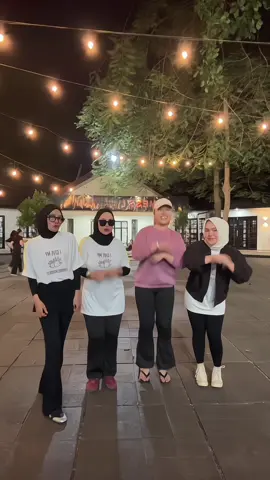 Terguling guling sesuka hati wkwk 🤣🥳 #olahragasehat #poundfit #soundviral 