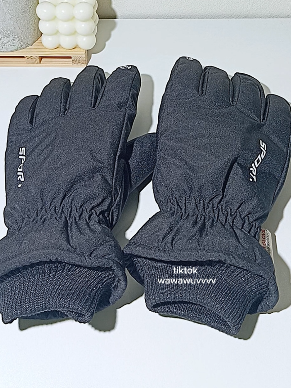 Replying to @lala.liiiii  #gloves #wintergloves 