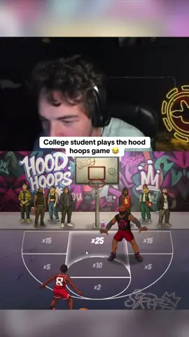 College student plays the hood hoops game 😂 #kickstreaming 