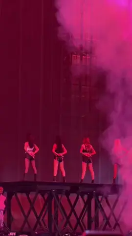 BLACKPINK IN YOUR AREA 💓😽 #BLACKPINK #BLACKPINK_DEADLINE #DEADLINE_IN_JAKARTA #DEADLINE #BLINKS @blackpinkofficial 