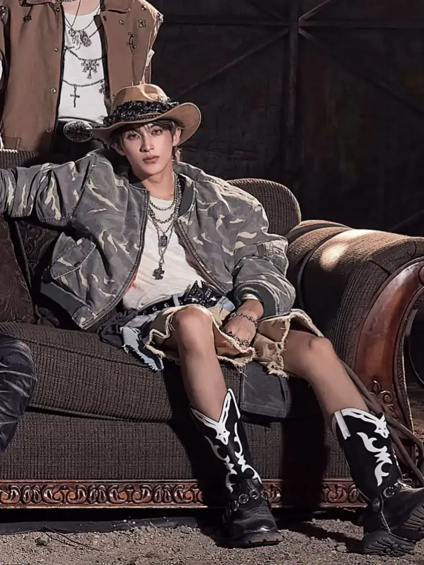 HELLOOO #mark #marklee 