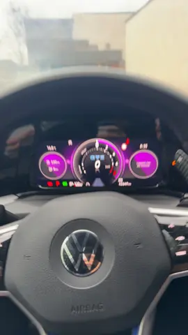 GOLF 8 GTE qui ne pouvez malheureusement pas avoir le régulateur de vitesse en passant par la conccesion ou la boutique nous avons pu lui ajouter sans soucis 😁 #volkswagen #golf8 #gte #vw #golf8gte 