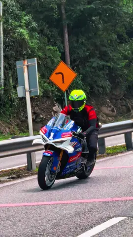 Hidup ni pilihan.. Pilih la betul2.. salah pilih nanti menyesal tak sudah..  #fyp #fyppppppppppppppppppppppp #ducati #viral #tiktok 