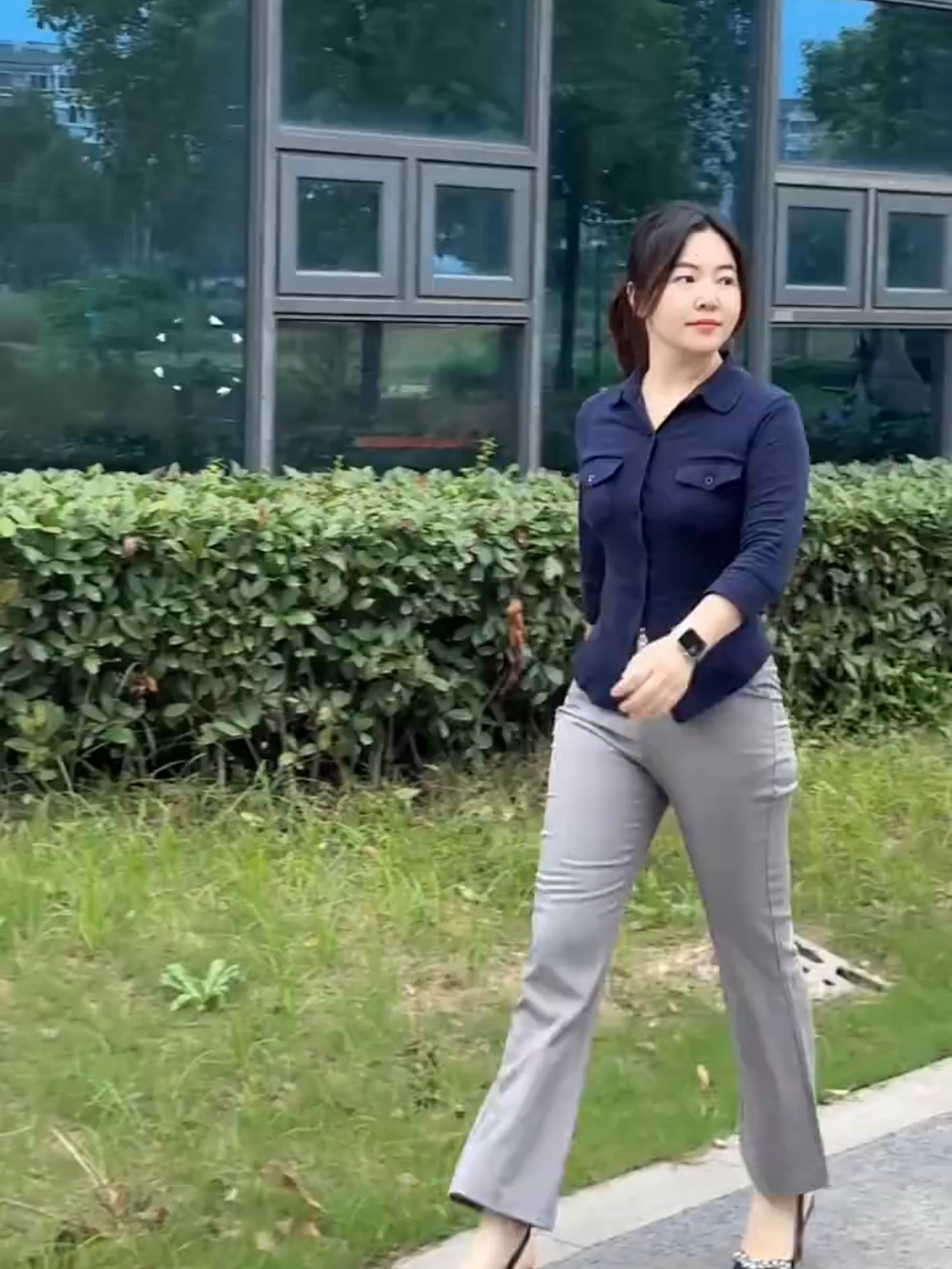 Từng Bước Chân Nhỏ Nhắn #dangyeu❤️ #phongcach #phoido #18 #quan #thoitrang #dep #xuhuong