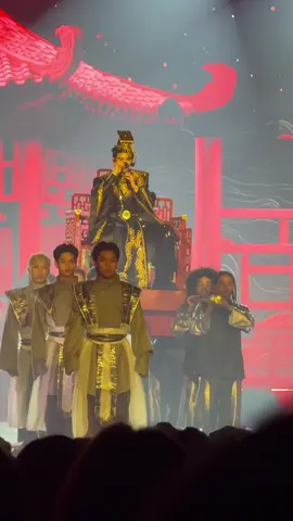 โคตรเก่ง โคตรภูมิใจ โคตรโดนเส้นเลย ถ้าไม่ใช่แกก้นึกไม่ออกเลยว่าจะออกมาแบบนี้ไหม เก่งมากเจ้าปังของพี่ 👏                                                  PONDPHUWIN SHINE RENDEZVOUS #PondPhuwinFanconD3