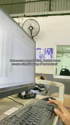 Rencana mana yang tidak aku buang, cita cita mana yang tidak ku kubur dalam-dalam, keinginan mana yang tidak aku relakan, apakah hidup harus semengalah ini? 