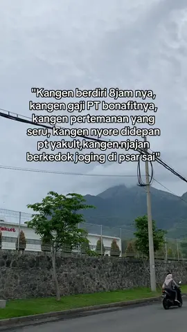 Semua ada masa nya 😭 kangenn nongki di depan pt yakult sampe malemmm 😂 #kulipabrik #4u #ngoroindustri #fyppppppppppppppppppppppp #4upageシ 