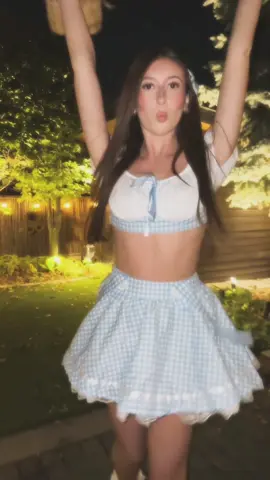 Dorothy if she was about 10x more bratty