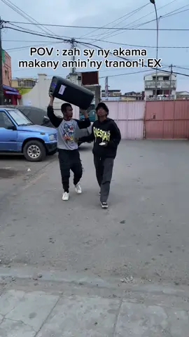 Zah sy bandy akama makany amin’ny tranon’i Ex 🥹😂😂 @six sax stk  #humour #malagasy🇲🇬 #fyp #pourtoii 