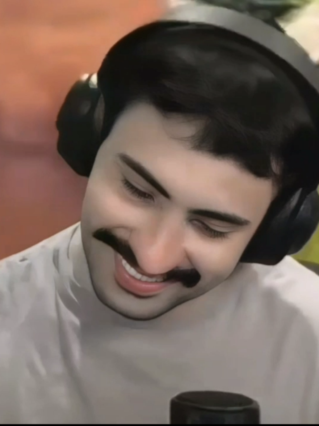 Achei a versão estendida da música (Eu te desafio ) ,que ele ouviu ontem na live ontem  #fy #orochinho #cortesdelive #humor #pisca 