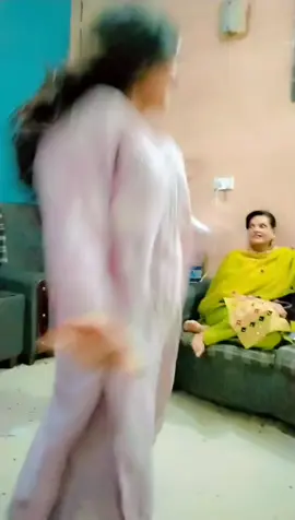 #foryou #foryou #foryou #weddingvbes #growmyaccount #unfreezemyaccount #foryoupageofficiall #cousinkshadii #views #tiktokpakistan #xaniafam #trending #karachi 