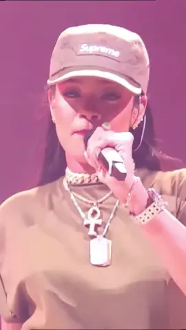 We’re have you been all ‘my life #rihanna#wherehaveyoubeen #musicvideo #sing #performance 