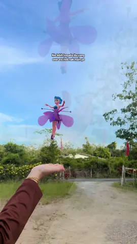 Serius erkk kalau dapat nie ibu ibu dulu yang main,anak kemudian😂 #flyingfairy #toys #mainanterbang 