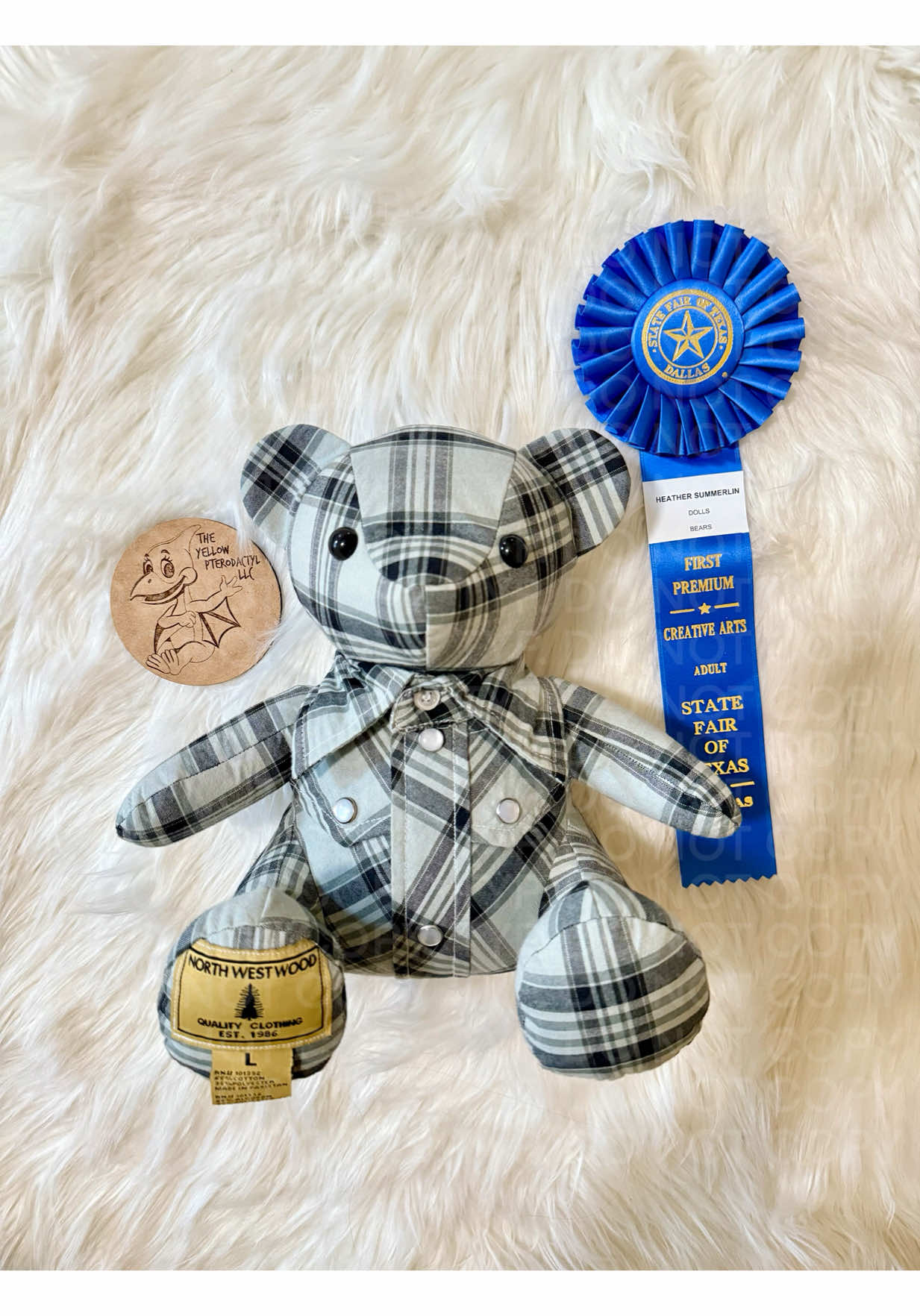 #stitch with @Heather | TheYellowPterodactyl I’m still so excited and super proud of myself over my first blue ribbon and the fact that it was for my memory bear 😭🙌🏻