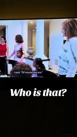 Sitting here watching @kardashianshulu and see this man with @Kendall Jenner  Someone wanna clue me in? Who is this man? #kardashianshulu #whoisthat 