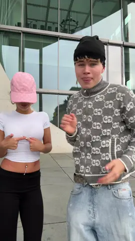 Let’s be besties 😝😝😜 WE won this trend btw #foryou  