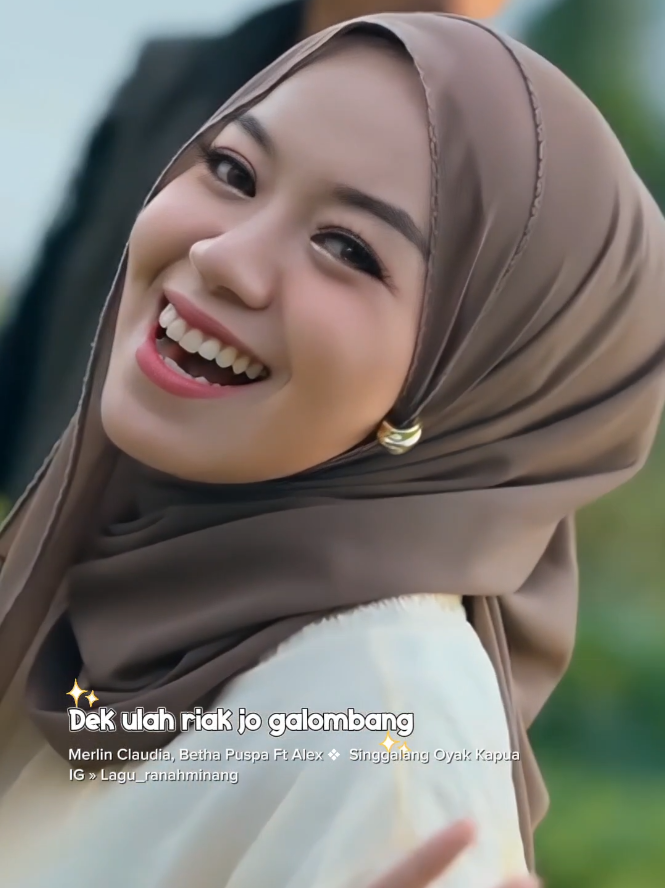 Singgalang Oyak Kapua | Ndeh Kamek Akak Ko Lai Suaro Segeh Pulo #laguminang #musikminang #kumpulanlaguminang #fyp 