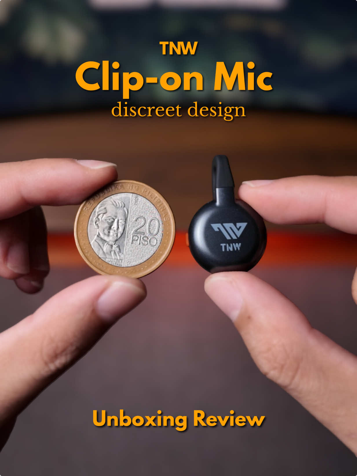 Super tiny mic that you can easily hide on your shirt with good sound quality from TNW | TNW X27 Clip on mic #wirelessmic #clipmic #contentcreator #lapelmic #tnw