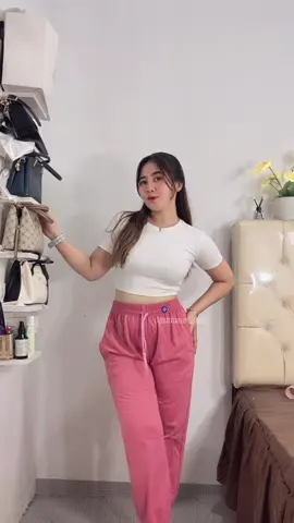 Cakep abis celananya, bahan tebel adem banget🫶🫶 #fyp #celanajoger #celanamurah #celanapanjang 