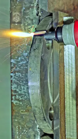 Torch cutting basic Oxygen & Acetylene fuel  #unitedstatesofamerica #welder #welding #weldstrong 