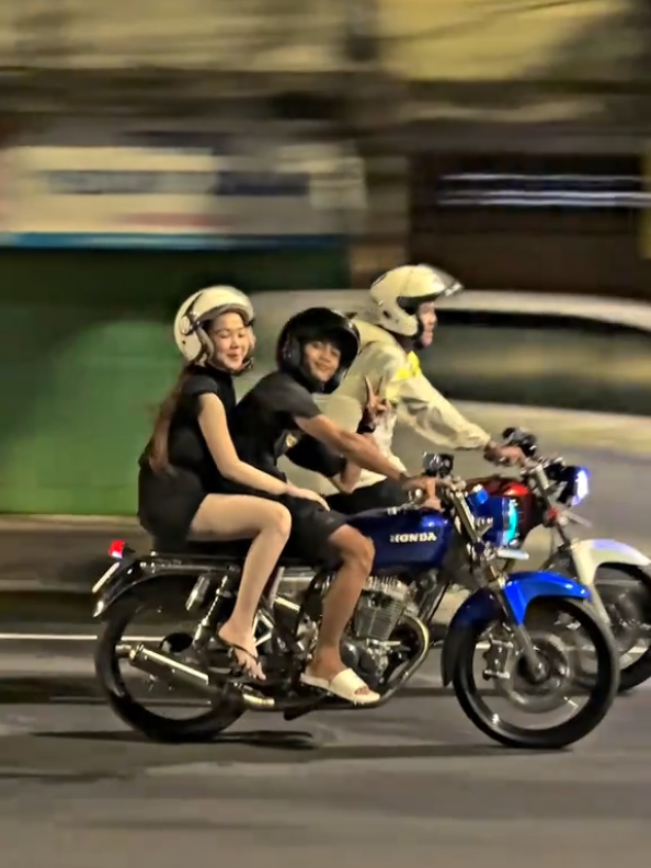 💙❤️ @AbiGANK @𝐼𝓃𝓉𝒶𝓃𝒶𝒶𝓎𝓎❦ @wahyuramadhan #onangchanel #putwokerto24jam 