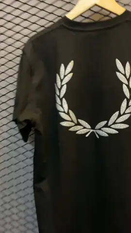 Padi Gliter Silvernya nih promo weekend diskon 80% kalo mau join live sekarang!!#trend #genz #outfitinspiration 