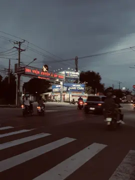 mình tôi lê bước..lạc vào giấc mơ..