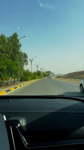 الوقت لايغير الاشخاص  . بل يظهر حقيقتهم 🤍…! #تصميم_فيديوهات🎶🎤🎬 #fyp #تصويري_احترافي_الاجواء👌🏻🕊😴 #اشعاروقصايد #سمير_صبيح❤️ 