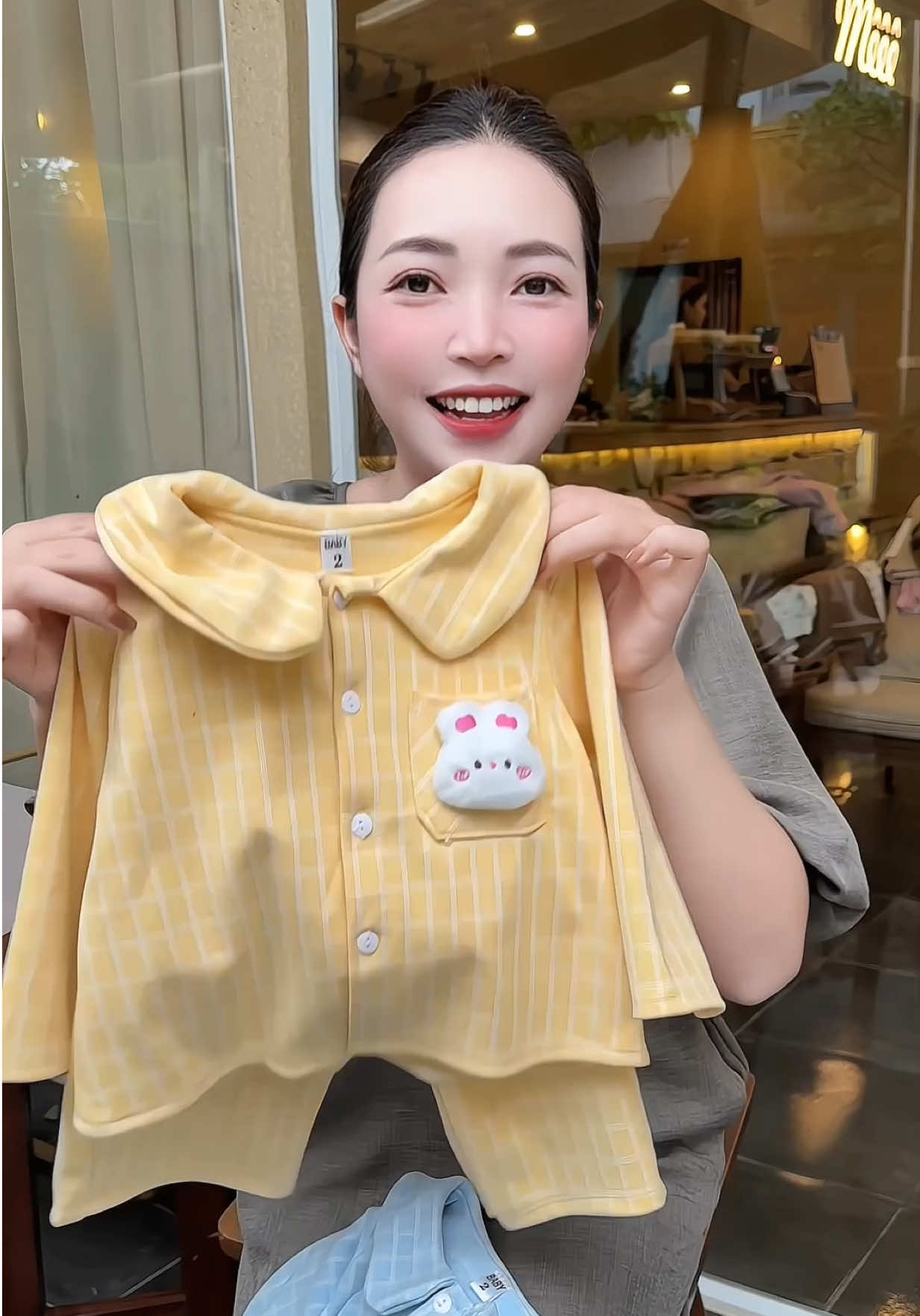 Bộ pizama dễ thương dày ấm cho bé gái #meminmax95 #quanaotreem #bopizamabegai #pizamatreem 