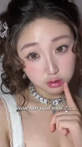 Son gì vừa xinh vừa sang zạaa #caralan #son #lipstick 