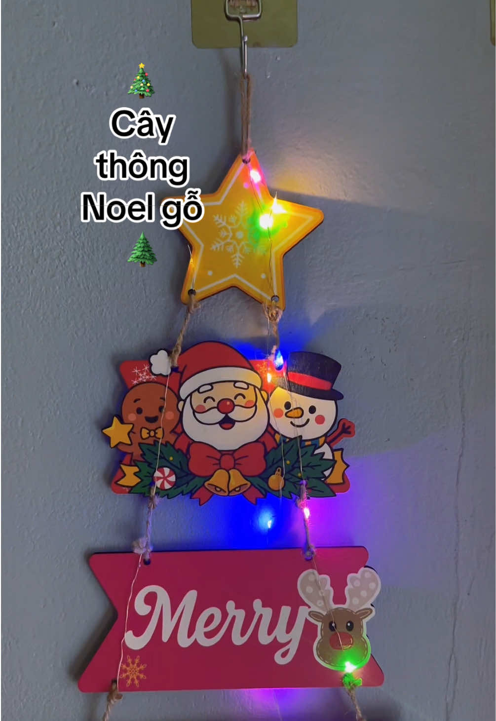 Cây thông Noel gỗ 🌲
