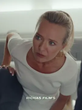 Бизнесмен влюбился в врача, которую поначалу считал скучной | 🍿Сериал по ссылке в шапке профиля, под кодoм: «12355» | #richas_films #movie #моментыизфильмов 