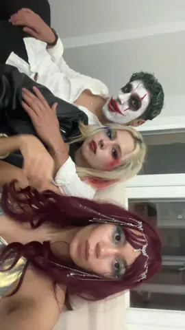 Yılın en güzel günleri  #halloween #halloweencostume #kesfetbeniöneçıkart #joker #harleyquinn 