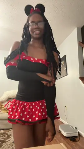 ❤️🖤 #fyp #06 #blowthisup #minniemouse #halloween 