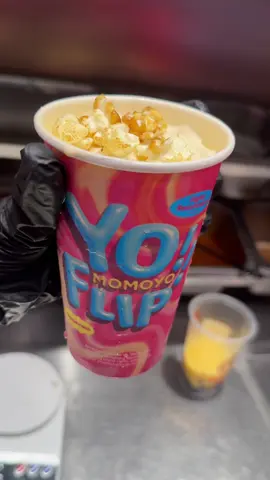 yoflip aren kesukaan siapa nihh?😋 #momoyoyoflip #momoyo #mylittleponnykayou #icecream #promoseruweekend 