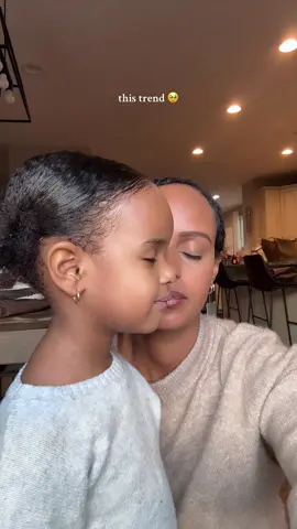 my twin 🤍 #momanddaughter #mygirl #mymini #fyp 