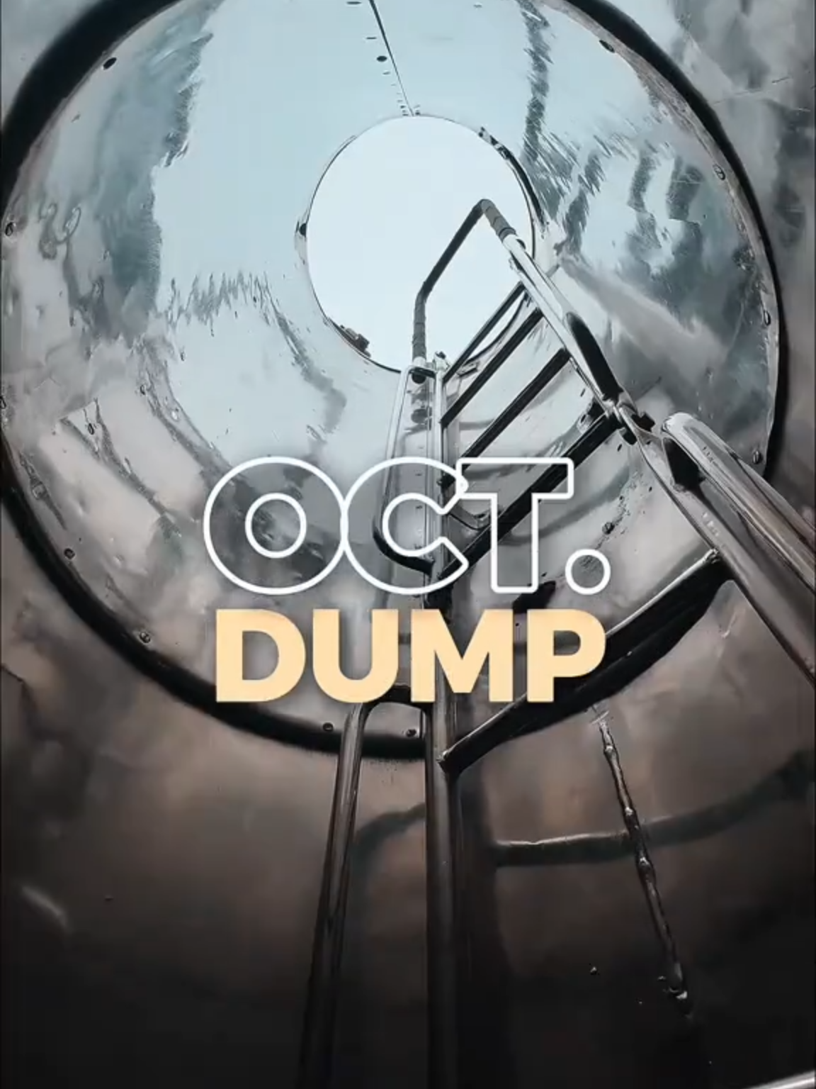 Spooky vibes all over Lima this October 🎃👻✨ — from the lively streets of Miraflores filled with costumes and glowing lights, to the eerie charm of the Centro de Lima, where colonial architecture meets Halloween night energy 🏙️. An October dump full of colors, crowds, and that perfect mix of fun and fright. 🌒💀🕯️ #HalloweenLima #Miraflores #CentroDeLima #OctoberVibes 