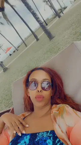 Just a Djiboutian girl living her life  #somaligirls #viraltiktok #poolday #djiboutiangirl😋  🇰🇪 